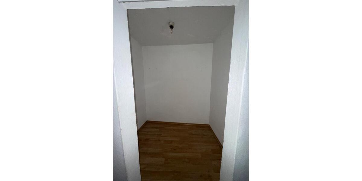 Erdgeschoßwohnung Flieden - 4 Zimmer, 120 m&sup2;, 850&euro; | Angebot:24773449