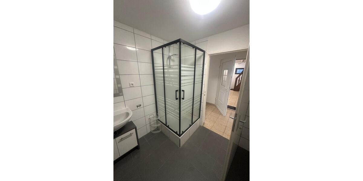 Etagenwohnung Frickenhausen - 2 Zimmer, 65 m&sup2;, 650&euro; | Angebot:26633486