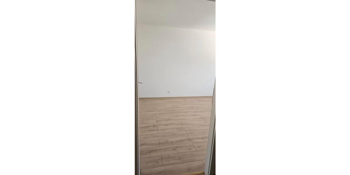 Etagenwohnung Pirmasens - 3 Zimmer, 95 m&sup2;, 700&euro; | Angebot:26644768