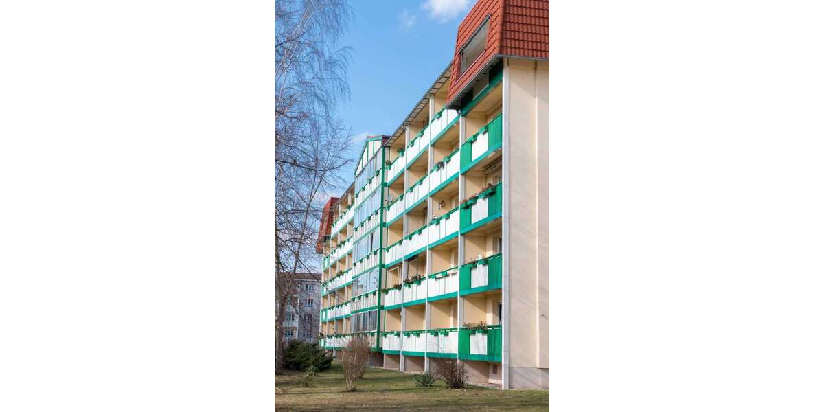 Etagenwohnung Hoyerswerda Neustadt - 1 Zimmer, 51 m&sup2;, 308&euro; | Angebot:26477453