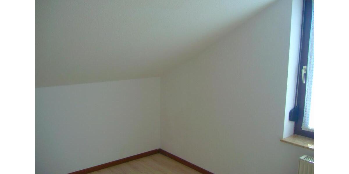 Dachgeschoßwohnung Kalefeld - 2 Zimmer, 50 m&sup2;, 350&euro; | Angebot:25979520