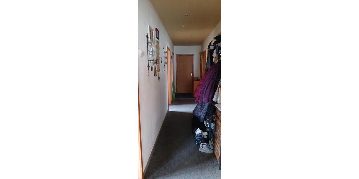 Etagenwohnung Tettau - 4 Zimmer, 117 m&sup2;, 650&euro; | Angebot:26422245