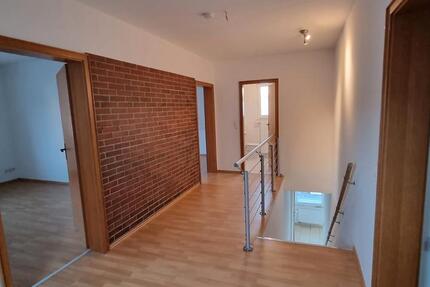 Wohnung Höxter - 2 Zimmer, 72 m&sup2;, 500&euro; | Angebot:26700482