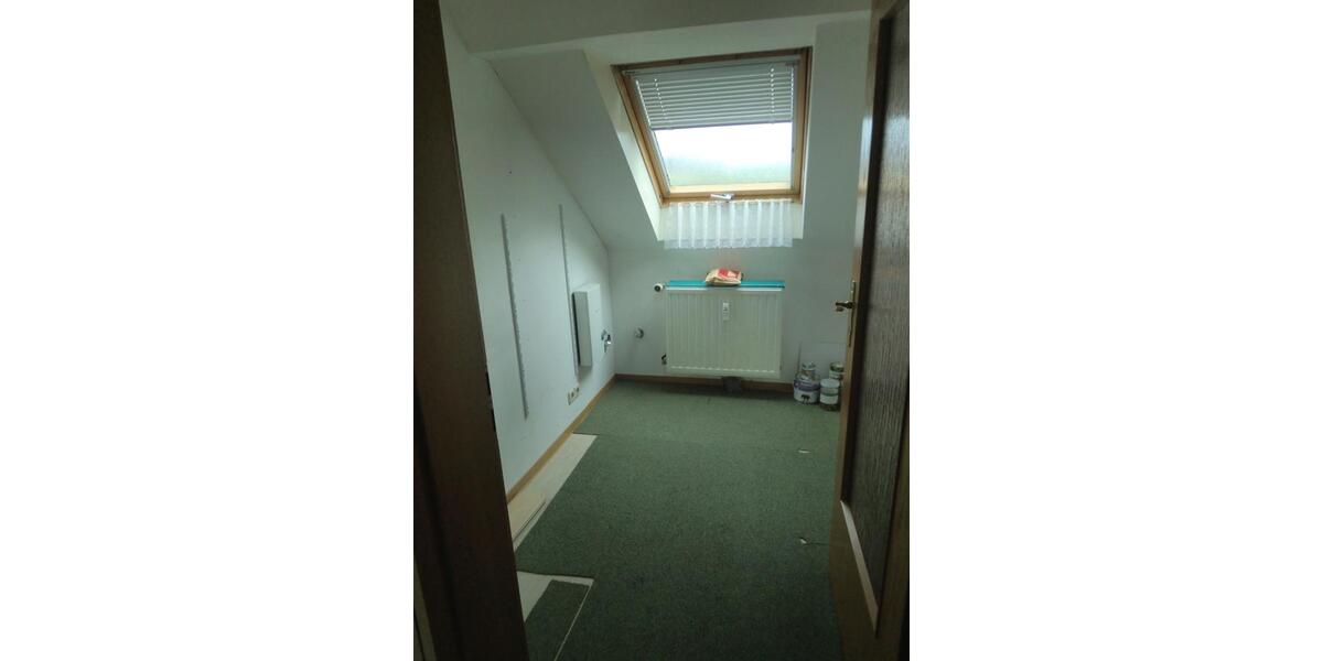 Dachgeschoßwohnung Kastellaun - 3.5 Zimmer, 90 m&sup2;, 660&euro; | Angebot:26144552