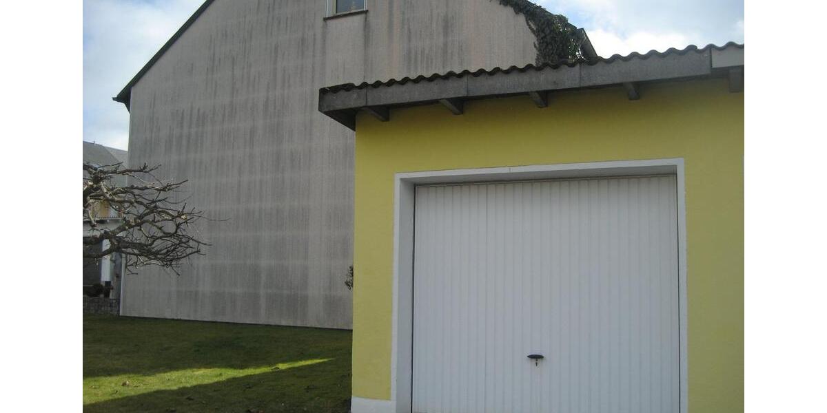 Reihenhaus Selb - 6 Zimmer, 120 m&sup2;, 995&euro; | Angebot:25568547
