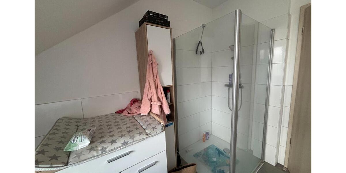 Dachgeschoßwohnung Weyhe - 3 Zimmer, 95 m&sup2;, 1.140&euro; | Angebot:26181046