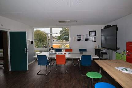 Gewerbeobjekt Duisburg Wanheim-Angerhausen - 6 Zimmer, 203 m&sup2;, 1.712&euro; | Angebot:23940897