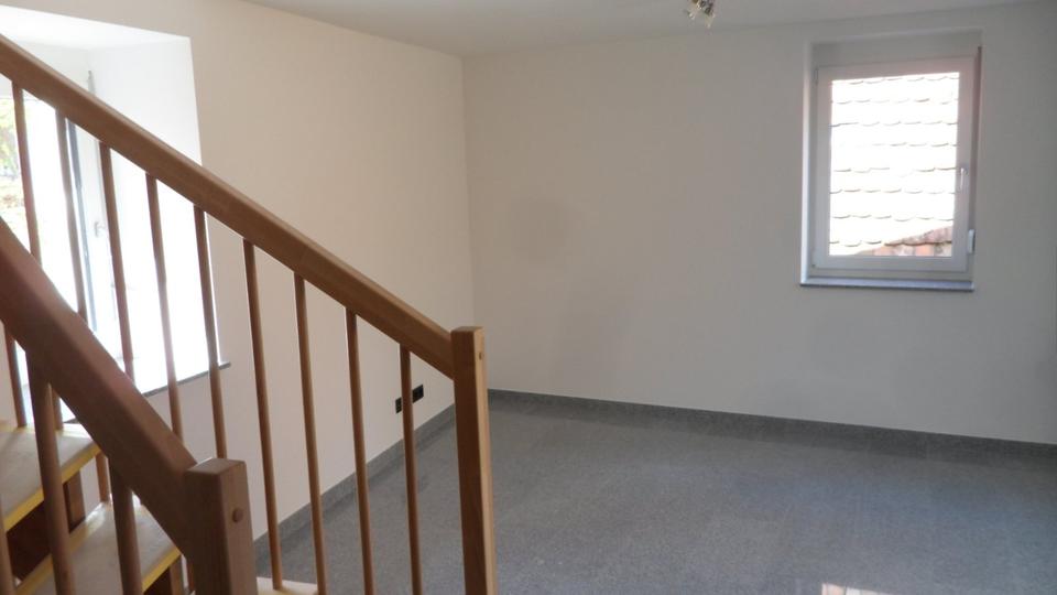 Maisonettenwohnung Brackenheim - 4.5 Zimmer, 92 m&sup2;, 975&euro; | Angebot:26251878