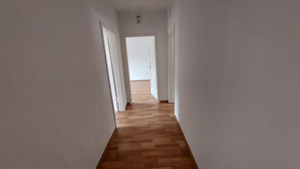Etagenwohnung Bochum Bochum-Mitte - 2 Zimmer, 53 m&sup2;, 365&euro; | Angebot:26130990