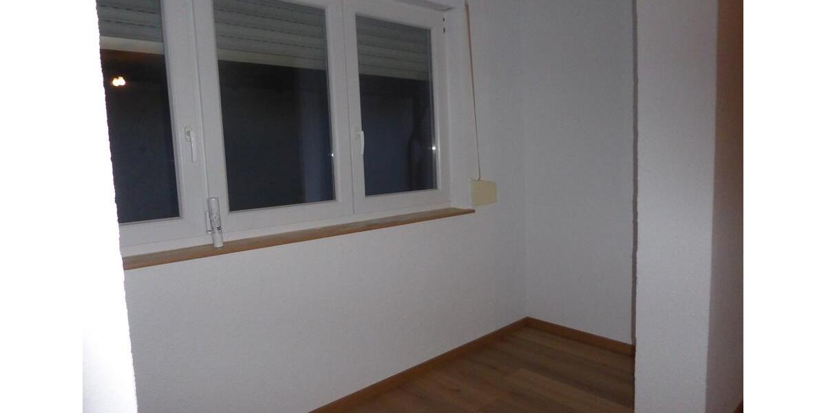 Etagenwohnung Rastatt - 4 Zimmer, 86 m&sup2;, 950&euro; | Angebot:24559804