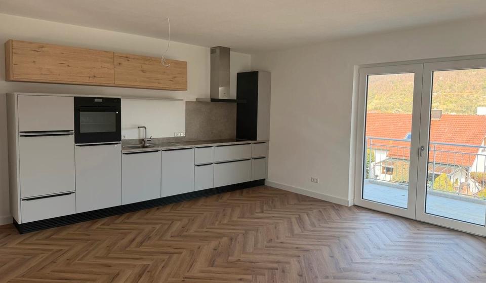 Etagenwohnung Haßmersheim - 1 Zimmer, 104 m&sup2;, 1.490&euro; | Angebot:26490171