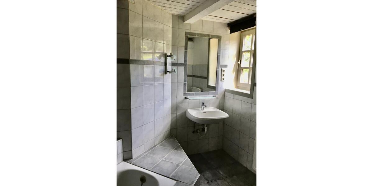 Etagenwohnung Alsfeld - 2 Zimmer, 72 m&sup2;, 530&euro; | Angebot:26481538
