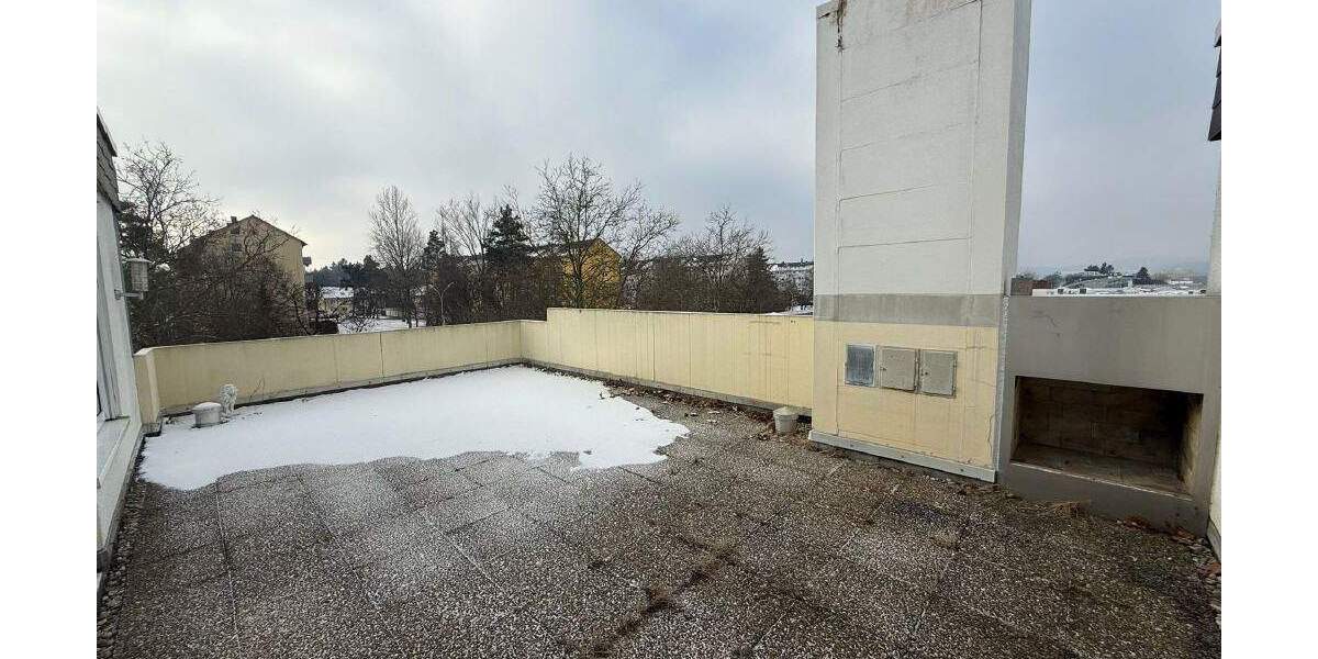 Großzügige 4,5 Zimmer-Penthouse-Wohnung mit zwei Terrassen 4 zimmer