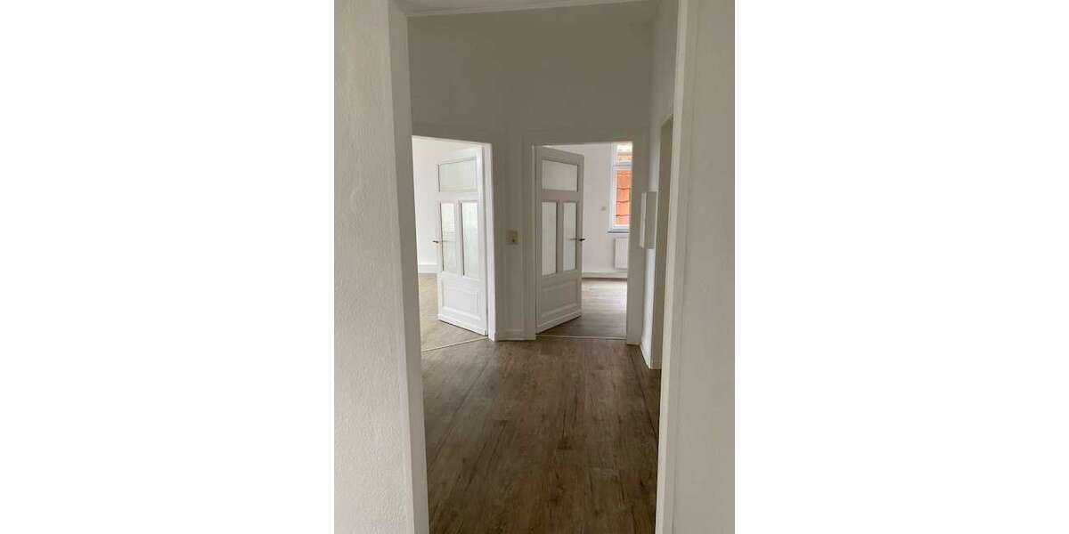 Etagenwohnung Warburg - 6 Zimmer, 138 m&sup2;, 1.170&euro; | Angebot:26723411