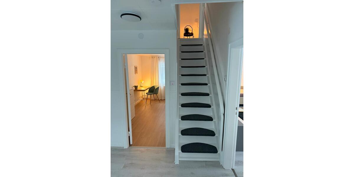 Wohnen auf Zeit Hamburg Langenhorn - 6 Zimmer, 126 m&sup2;, 680&euro; | Angebot:26610182