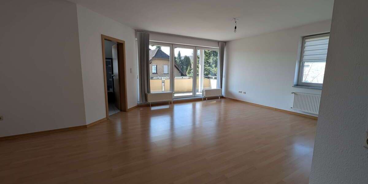 Etagenwohnung Marsberg - 3 Zimmer, 89 m&sup2;, 660&euro; | Angebot:25869359