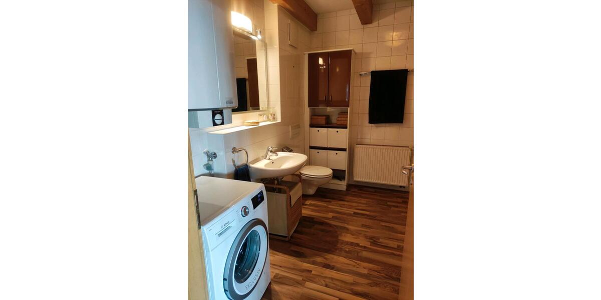 Maisonettenwohnung Kitzingen - 3 Zimmer, 135 m&sup2;, 1.200&euro; | Angebot:26489944