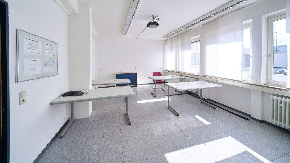 Gewerbeobjekt Ludwigsburg / Neckarweihingen Neckarweihingen - 7.425&euro; | Angebot:22999335