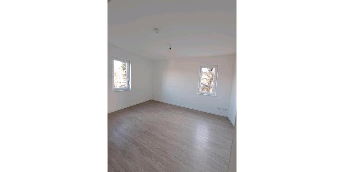 Erdgeschoßwohnung Ebersbach-Neugersdorf Neugersdorf - 3 Zimmer, 90 m&sup2;, 900&euro; | Angebot:24832892