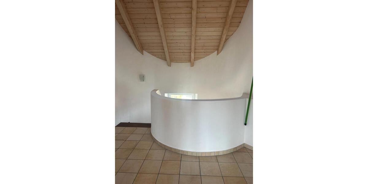 Einfamilienhaus Neumarkt-Sankt Veit Sankt Veit - 9 Zimmer, 240 m&sup2;, 2.400&euro; | Angebot:26252326