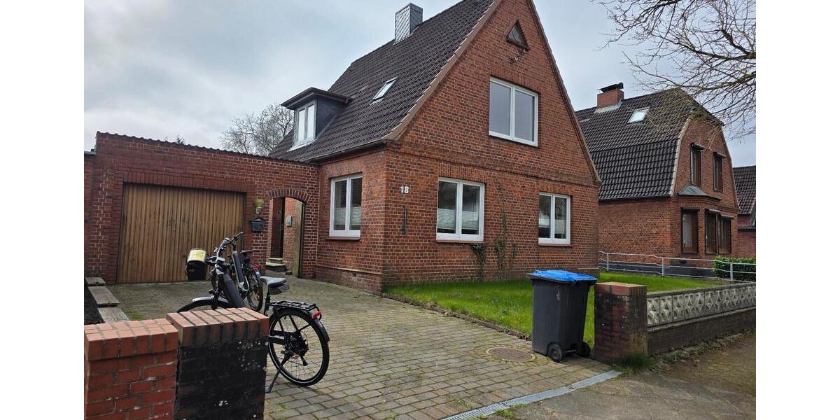 Einfamilienhaus Itzehoe - 3 Zimmer, 105 m&sup2;, 1.200&euro; | Angebot:26041407