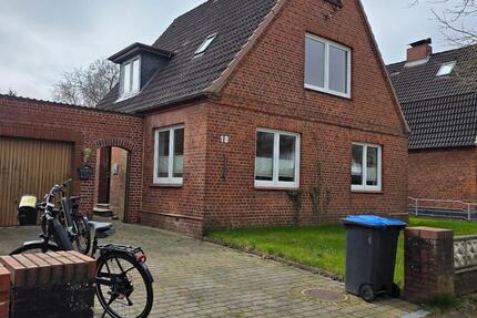 Haus Itzehoe - 3 Zimmer, 105 m&sup2;, 1.200&euro; | Angebot:26041407