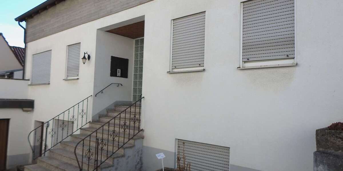 Einfamilienhaus Frankweiler - 5 Zimmer, 160 m&sup2;, 1.300&euro; | Angebot:27204607