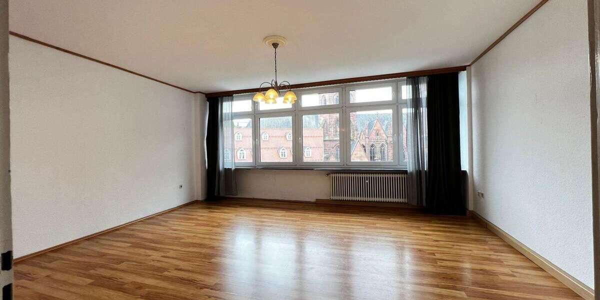 Etagenwohnung Kaiserslautern Betzenberg - 5 Zimmer, 180 m&sup2;, 1.570&euro; | Angebot:27408726