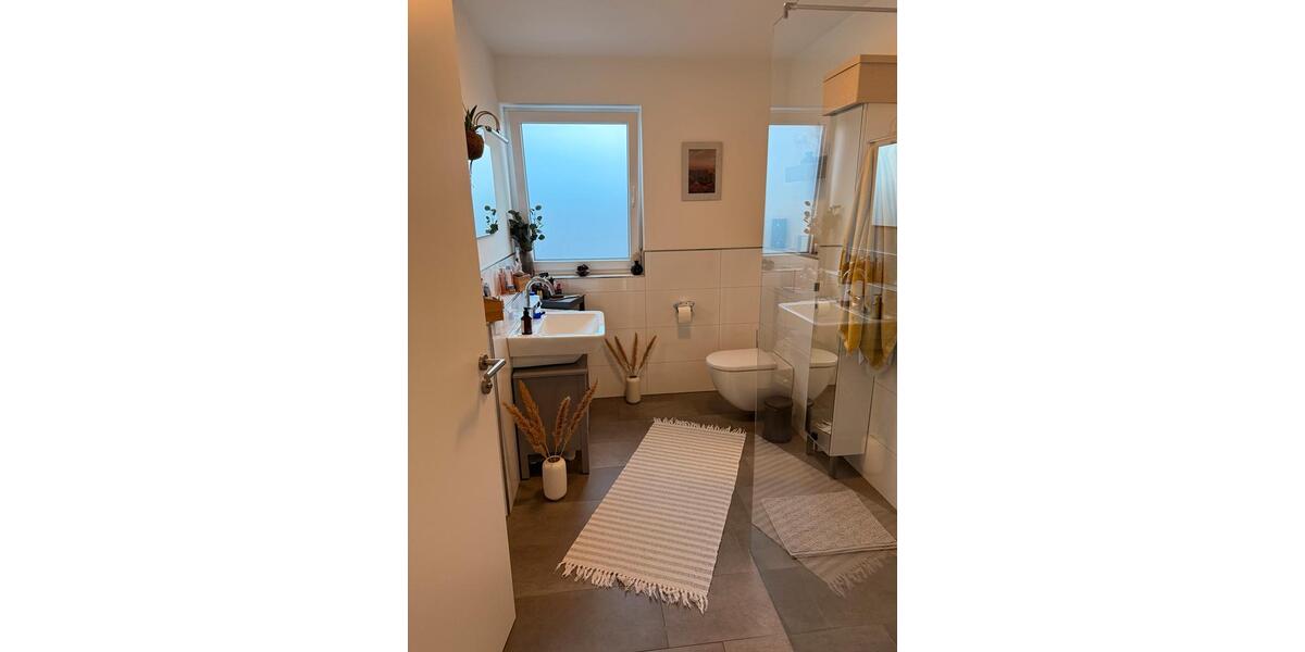 Wohnen auf Zeit Bielefeld Schildesche - 2 Zimmer, 70 m&sup2;, 1.100&euro; | Angebot:26547276