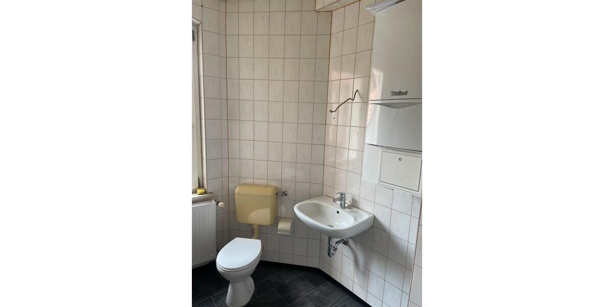 Etagenwohnung Schmölln - 3 Zimmer, 69 m&sup2;, 349&euro; | Angebot:25920411