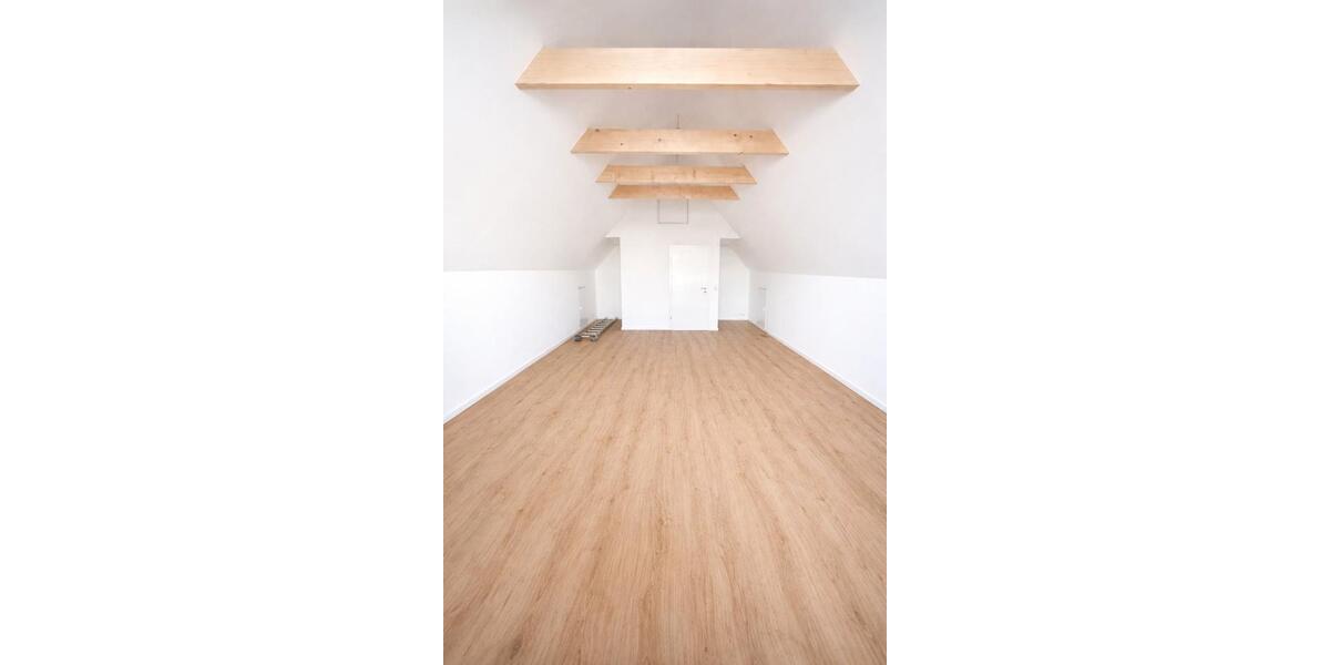 Maisonettenwohnung Braunschweig Lehndorf-Watenbüttel - 4 Zimmer, 220 m&sup2;, 1.500&euro; | Angebot:26285936