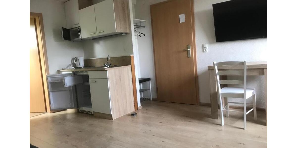 Dachgeschoßwohnung Rehau - 1 Zimmer, 20 m&sup2;, 345&euro; | Angebot:26278736