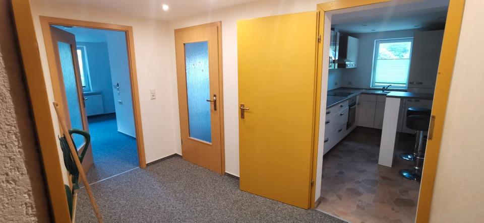 Dachgeschoßwohnung Schwarzatal - 3 Zimmer, 80 m&sup2;, 400&euro; | Angebot:26221782