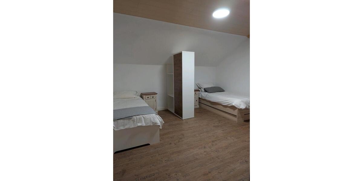 Etagenwohnung Siegen - 4.5 Zimmer, 105 m&sup2;, 100&euro; | Angebot:25258830