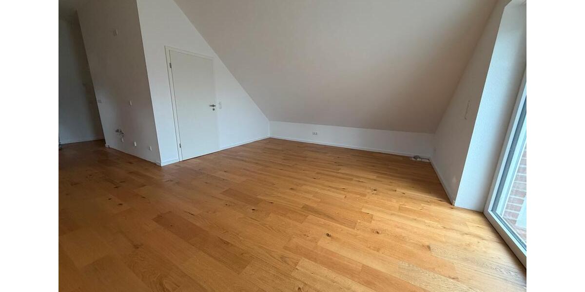 Dachgeschoßwohnung Schwülper - 1 Zimmer, 45 m&sup2;, 550&euro; | Angebot:25102931