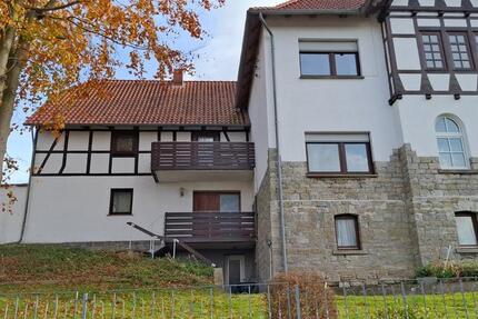 5 Zimmer Wohnung mit Balkon und Keller 5 zimmer