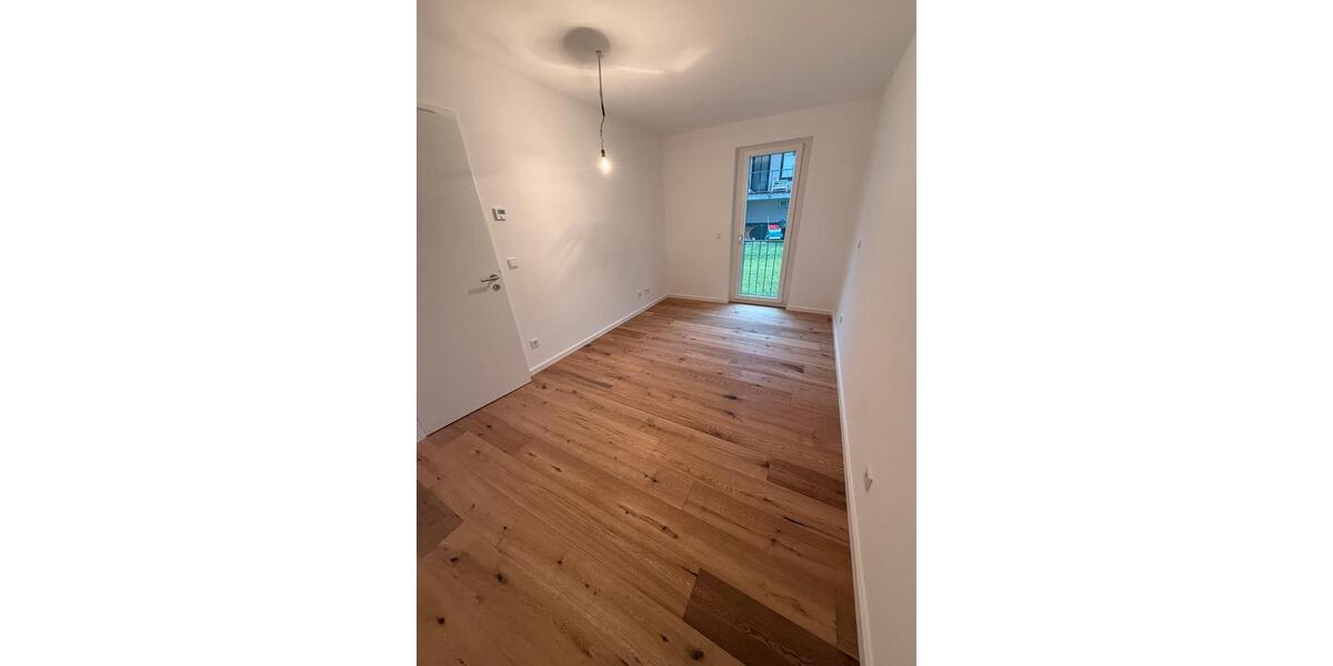 Erdgeschoßwohnung Homburg - 1 Zimmer, 61 m&sup2;, 1.100&euro; | Angebot:26279514