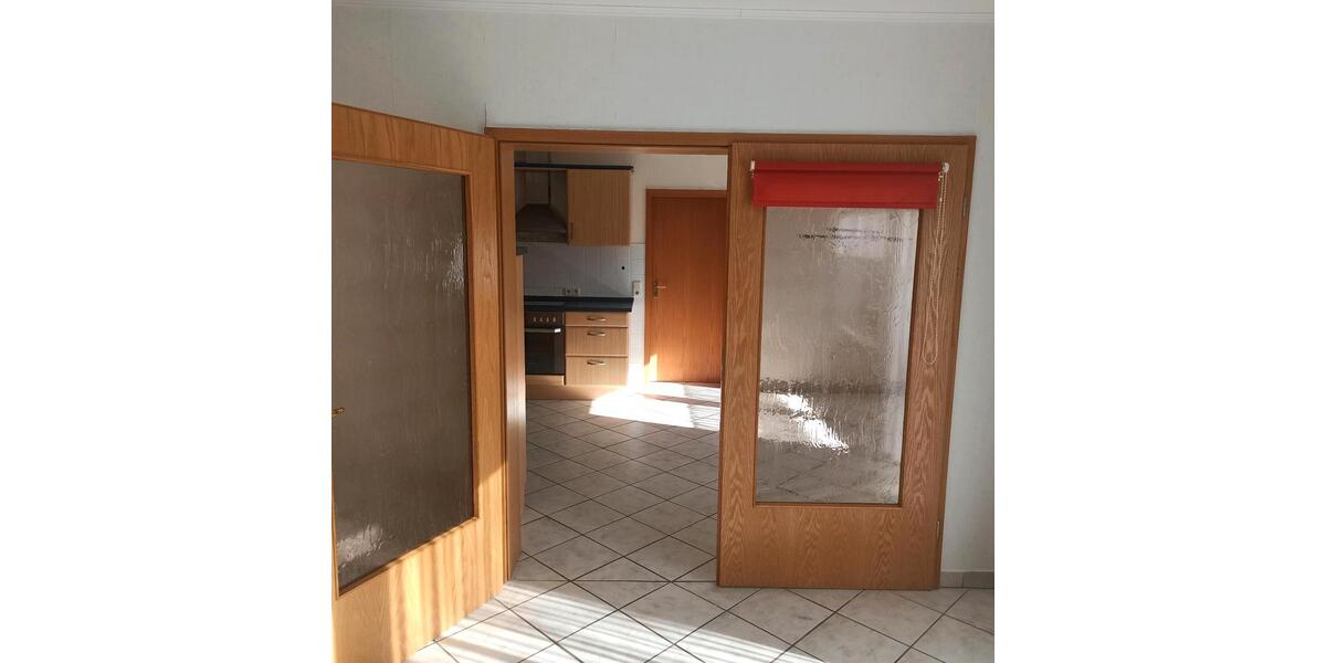 Erdgeschoßwohnung Bad Driburg - 2.5 Zimmer, 85 m&sup2;, 550&euro; | Angebot:24846420