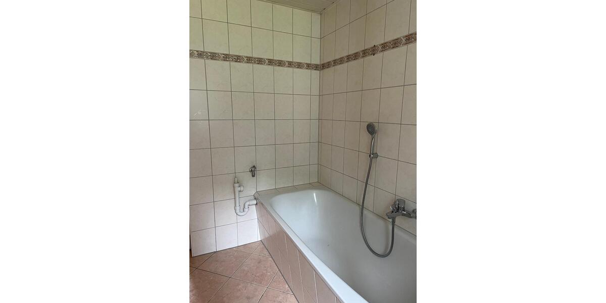 Etagenwohnung Ebersbach-Neugersdorf Neugersdorf - 2 Zimmer, 55 m&sup2;, 330&euro; | Angebot:26586581