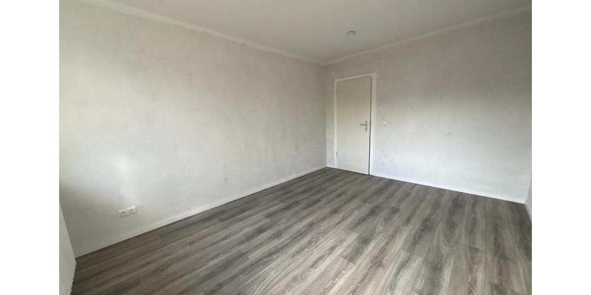 Etagenwohnung Duisburg Duisburg-Mitte - 3 Zimmer, 59 m&sup2;, 609&euro; | Angebot:21200708