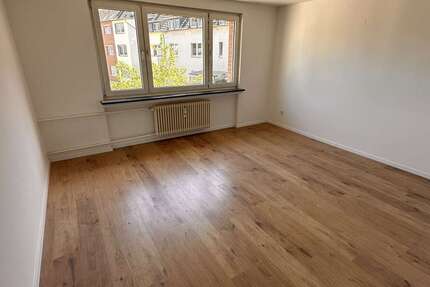 Wohnung Duisburg Duissern - 2 Zimmer, 68 m&sup2;, 540&euro; | Angebot:26762066