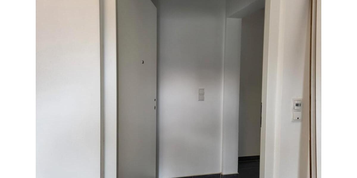 Erdgeschoßwohnung Neukirchen - 3 Zimmer, 106 m&sup2;, 980&euro; | Angebot:26496156