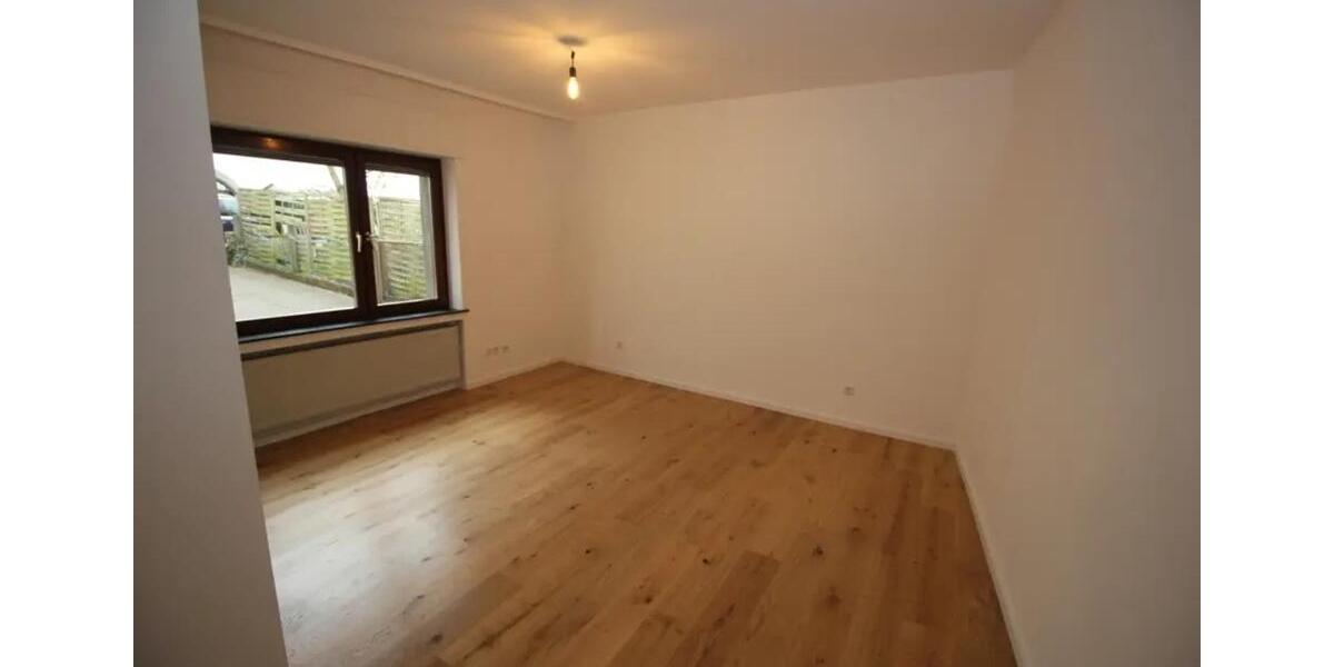 Einfamilienhaus Friedberg (Hessen) - 6 Zimmer, 130 m&sup2;, 1.800&euro; | Angebot:25083047