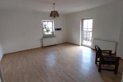 1-Zimmer in Parkstein mit eigenem Bad & WLAN inkl.