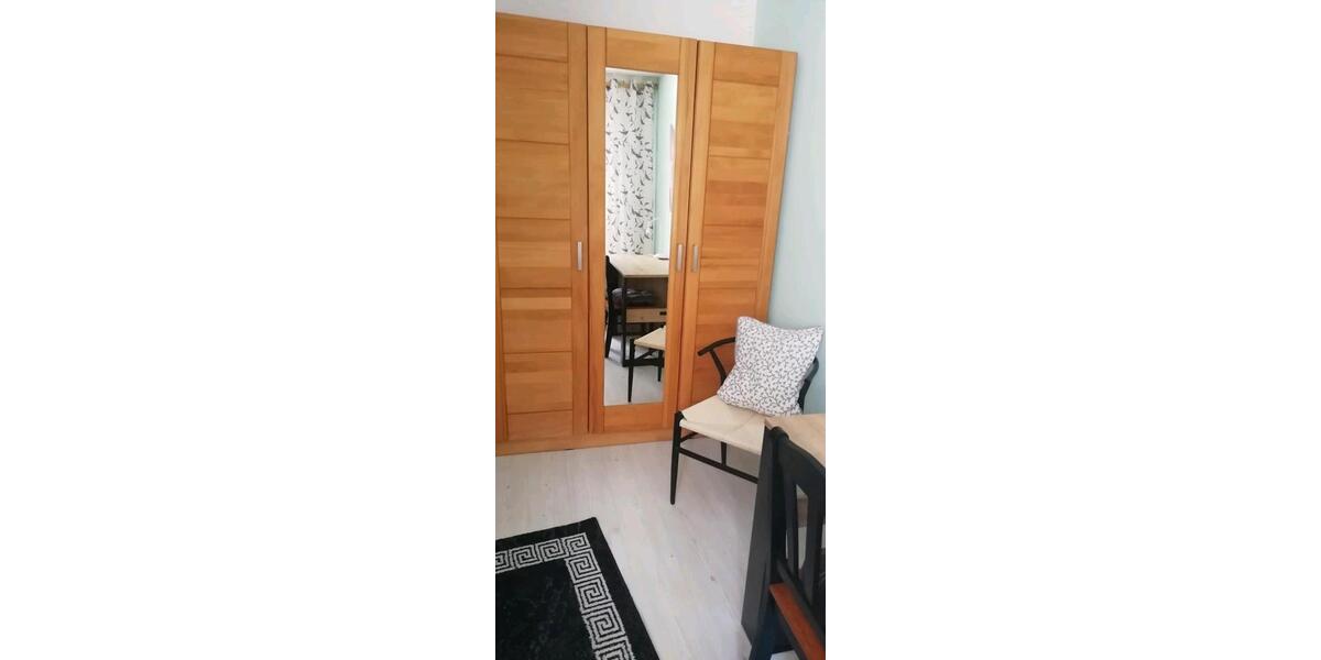 Wohnen auf Zeit Duisburg Angerhausen - 15 Zimmer, 100 m&sup2;, 550&euro; | Angebot:26656256