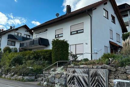 Haus Haiterbach - 3.5 Zimmer, 80 m&sup2;, 900&euro; | Angebot:26547921