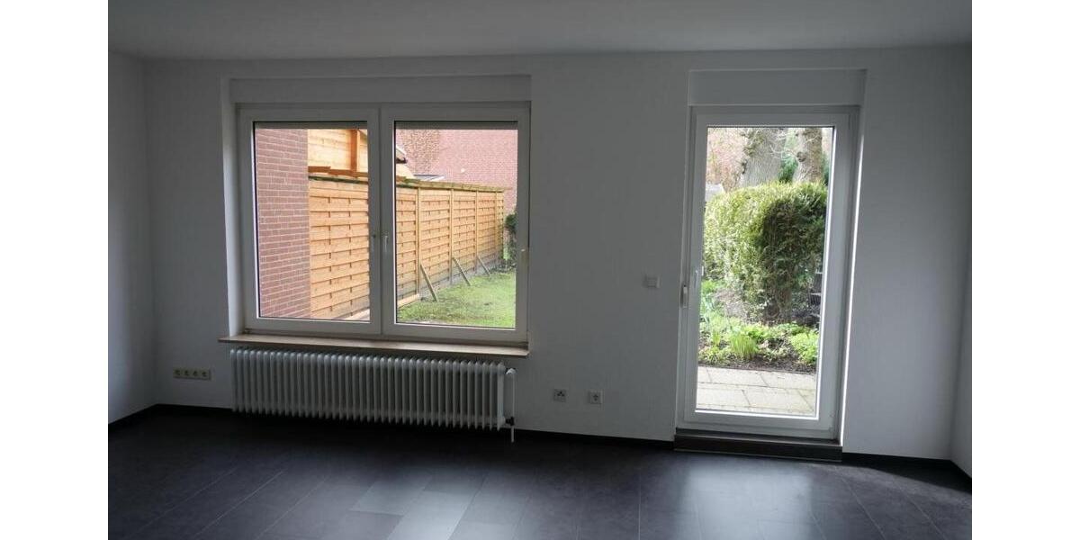 Reihenhaus Aurich - 5 Zimmer, 120 m&sup2;, 1.100&euro; | Angebot:26701873