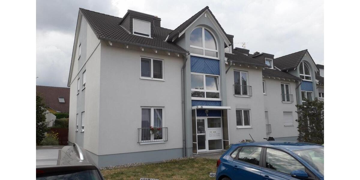 Dachgeschoßwohnung Meuselwitz - 1 Zimmer, 36 m&sup2;, 240&euro; | Angebot:26001218