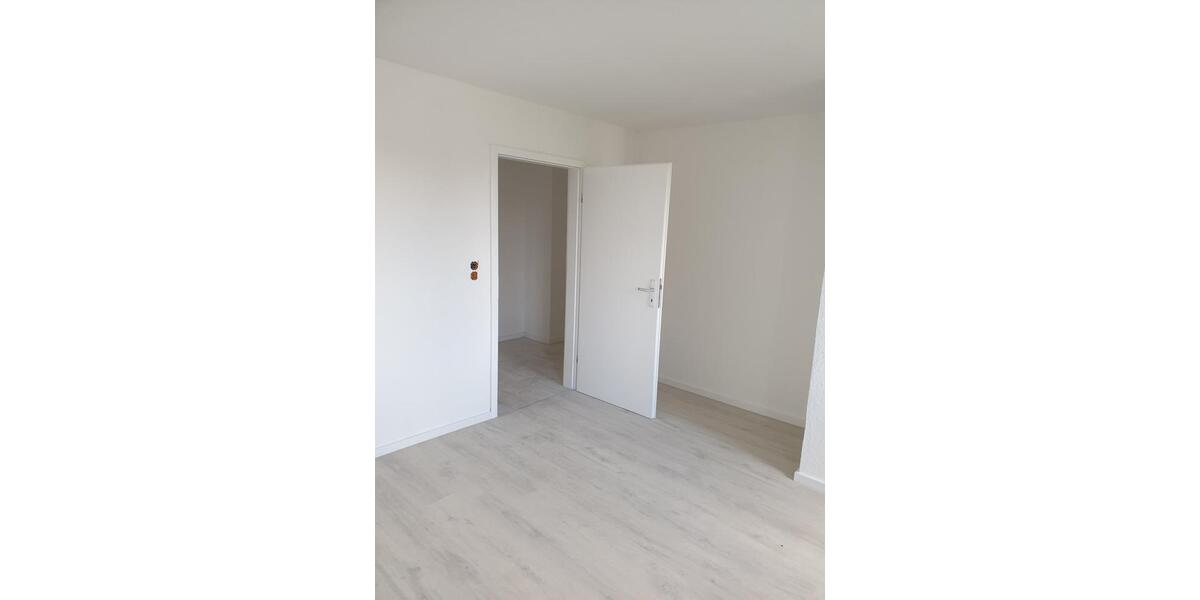 Etagenwohnung Zeitz - 4 Zimmer, 103 m&sup2;, 638&euro; | Angebot:25079564