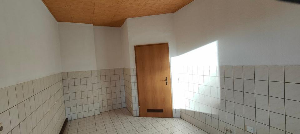 Etagenwohnung Neustadt in Sachsen - 3 Zimmer, 82 m&sup2;, 478&euro; | Angebot:24507997